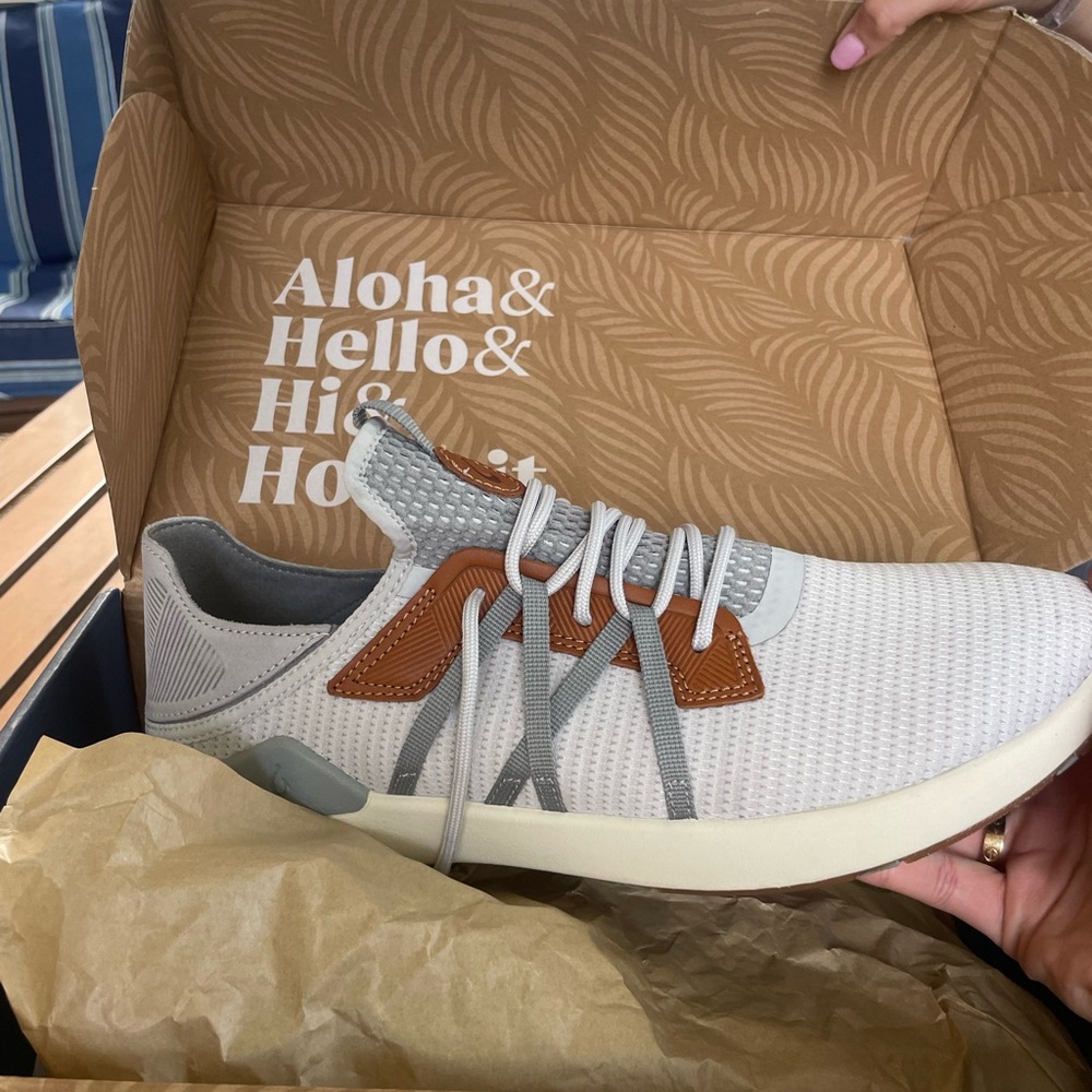 OluKai Mio Li Sneakers
